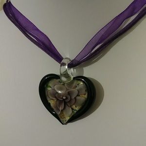 Heart glass pendant necklace
